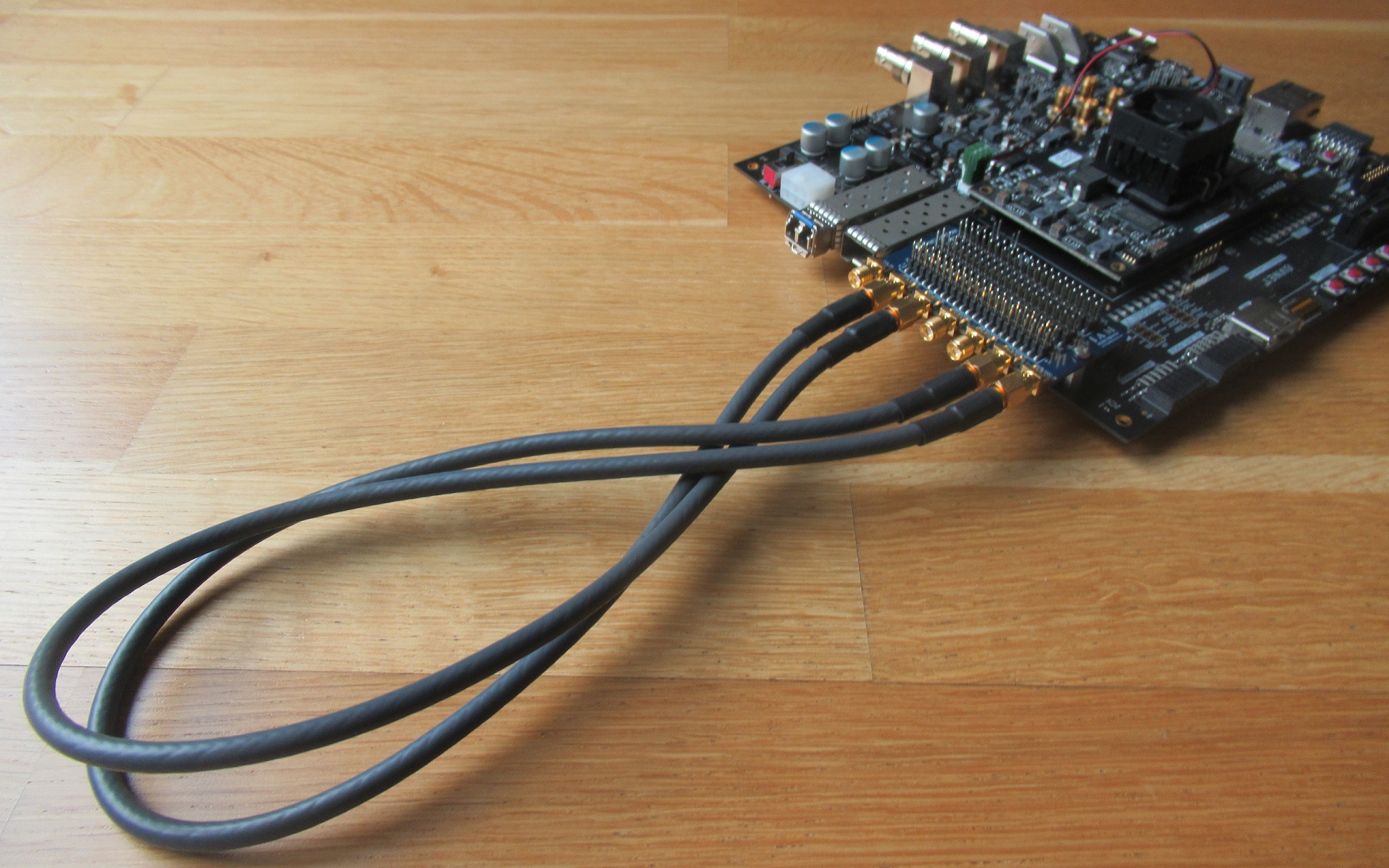 Loopback connection with the FMC LPC Pin Header Board